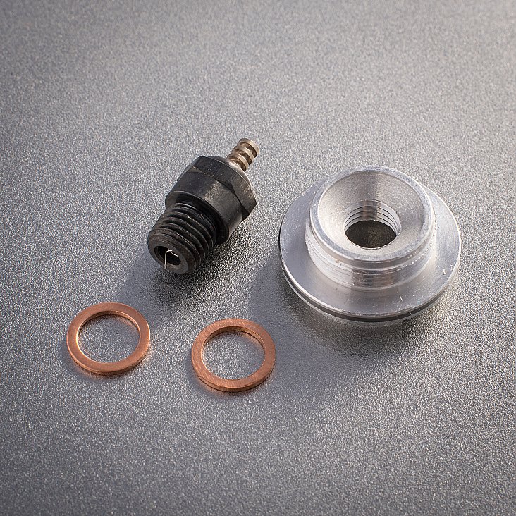 Cox 049 glow plug adapter with plug top end cox international